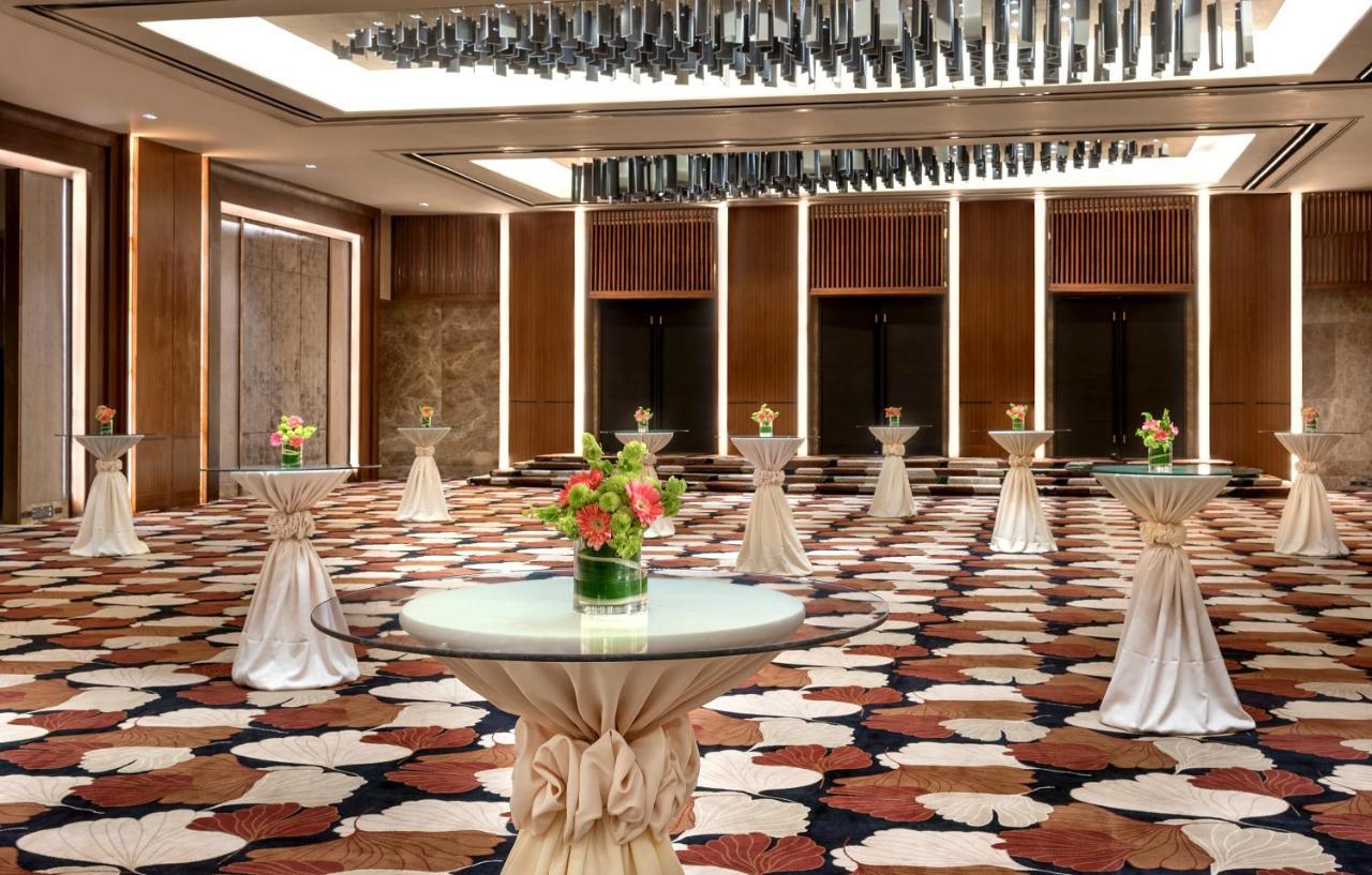 Готель Marco Polo Plaza Cebu Екстер'єр фото The Grand Ballroom