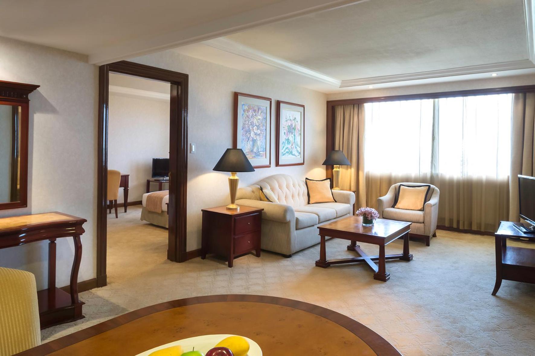 Готель Marco Polo Plaza Cebu Екстер'єр фото A suite at the hotel